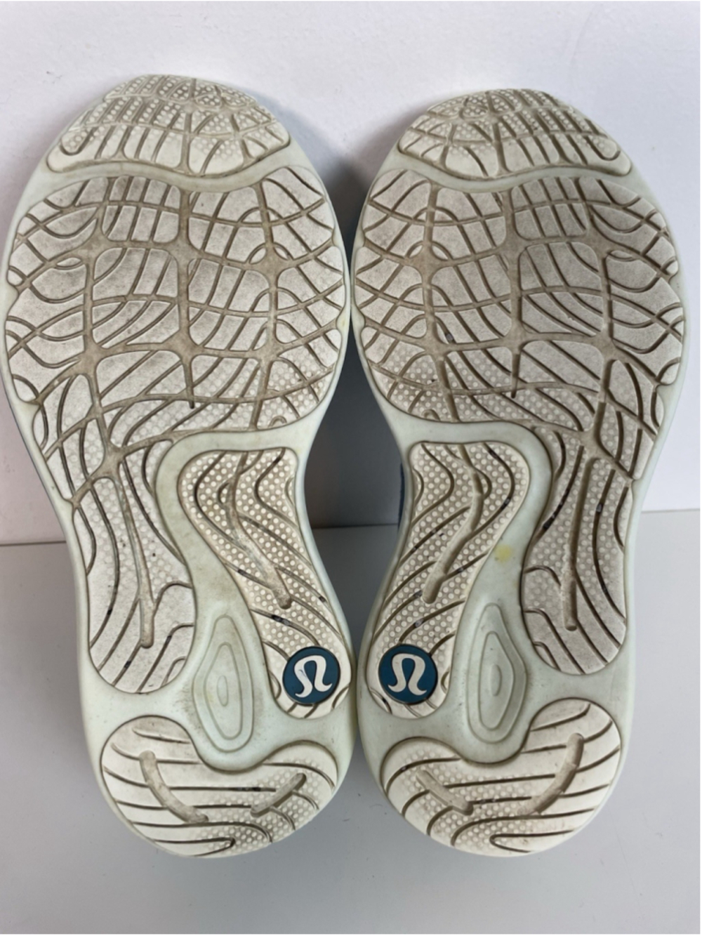 Lululemon Blissfeel Run 2 Women’s 9 Cloud Blue Polar Ice Running Shoes Sneakers - Picture 7 of 12